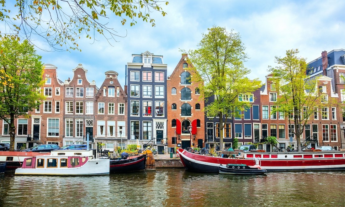 Amsterdam city houses