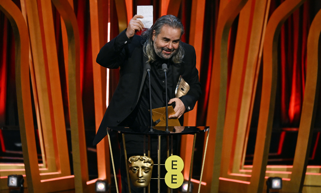 Hoyte van Hoytema accepting BAFTA for best cinematography