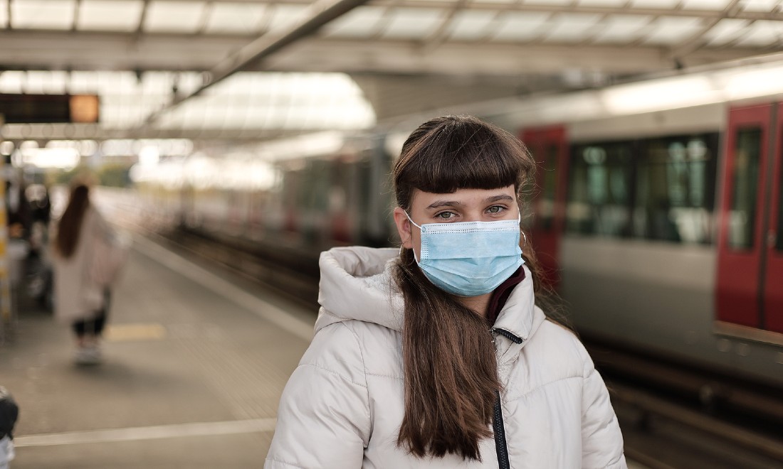 Face masks coronavirus measures the Netherlands