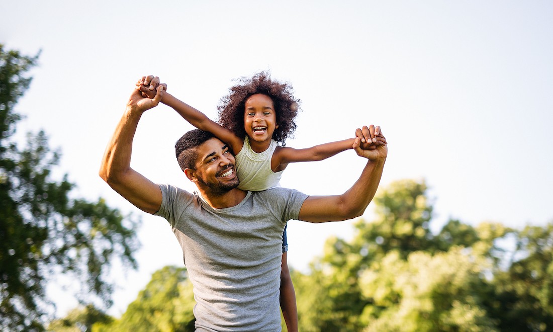 Dad taking daughter on holiday