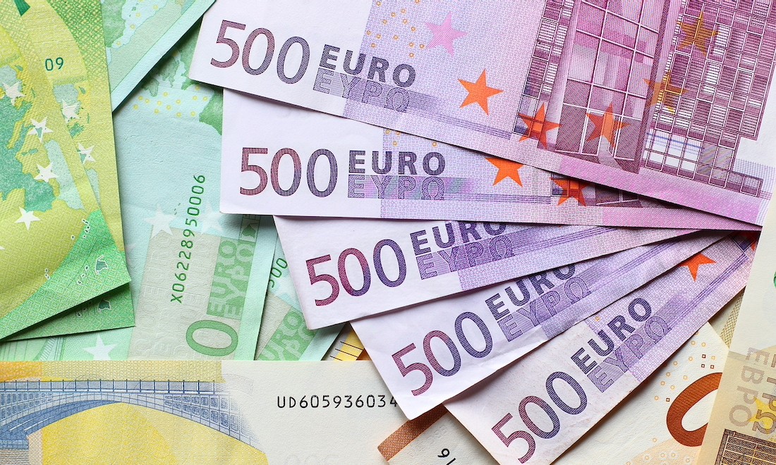 Five hundred euro bills