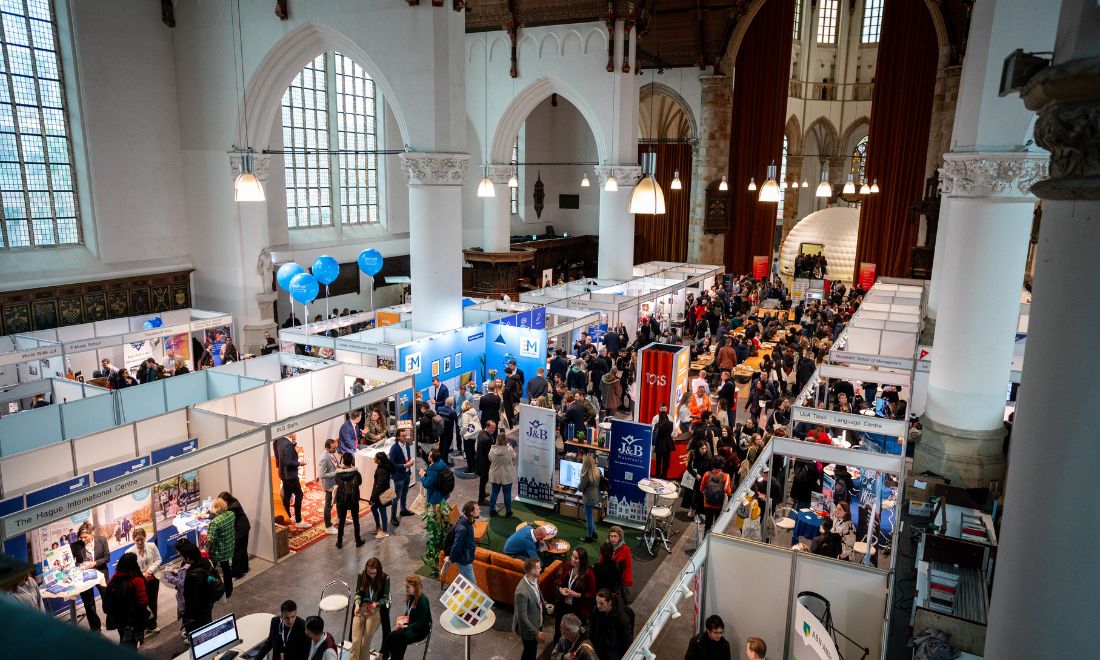 IamExpat Fair Grote Kerk The Hague