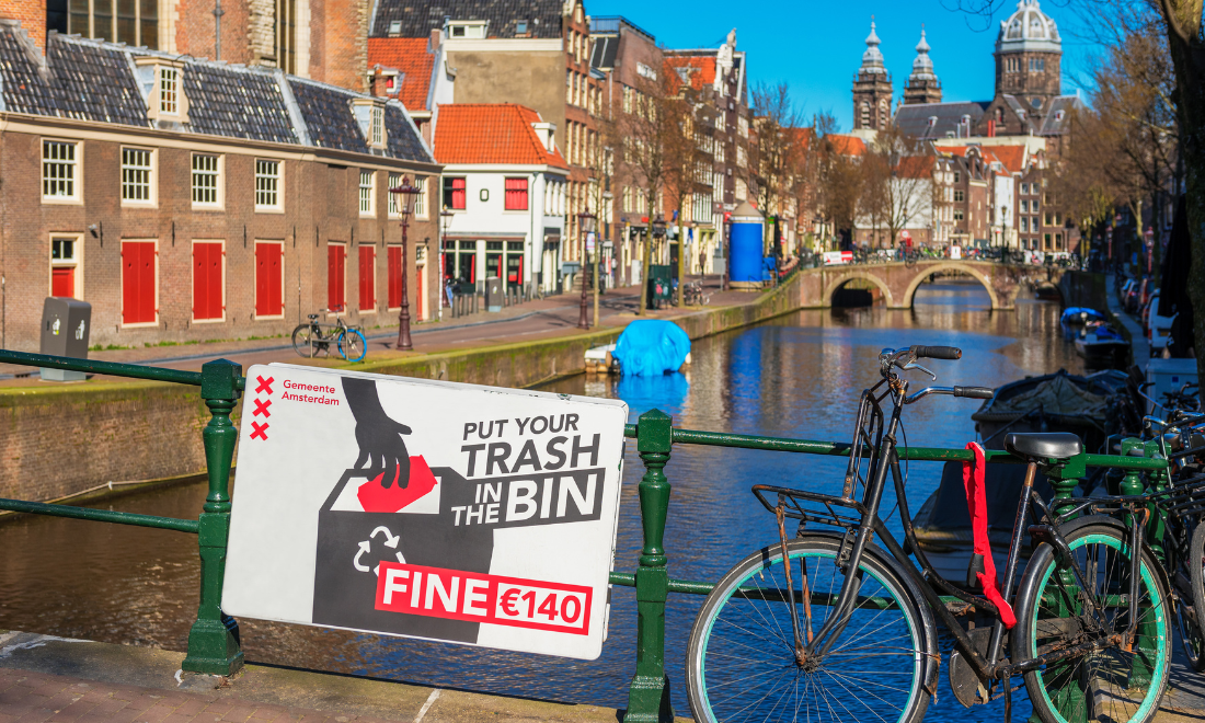 Sign in English by Amsterdam canal