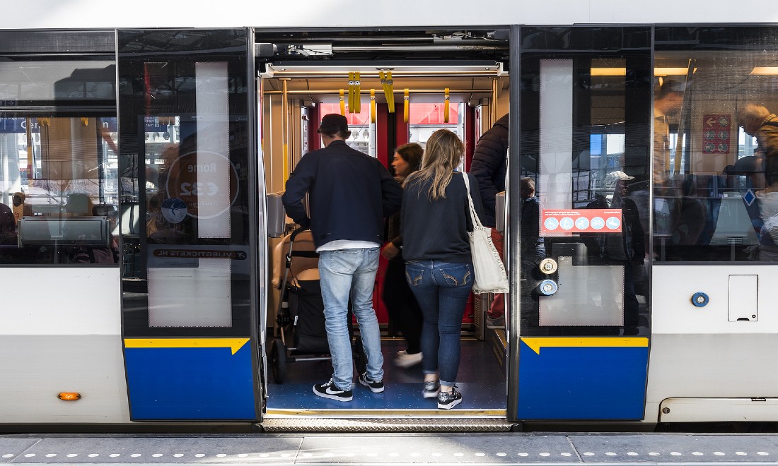 Public transport coronavirus fines the Netherlands