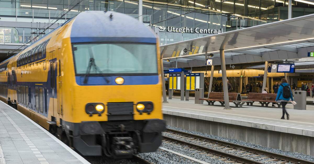 amsterdam-is-not-the-busiest-train-station-in-the-netherlands