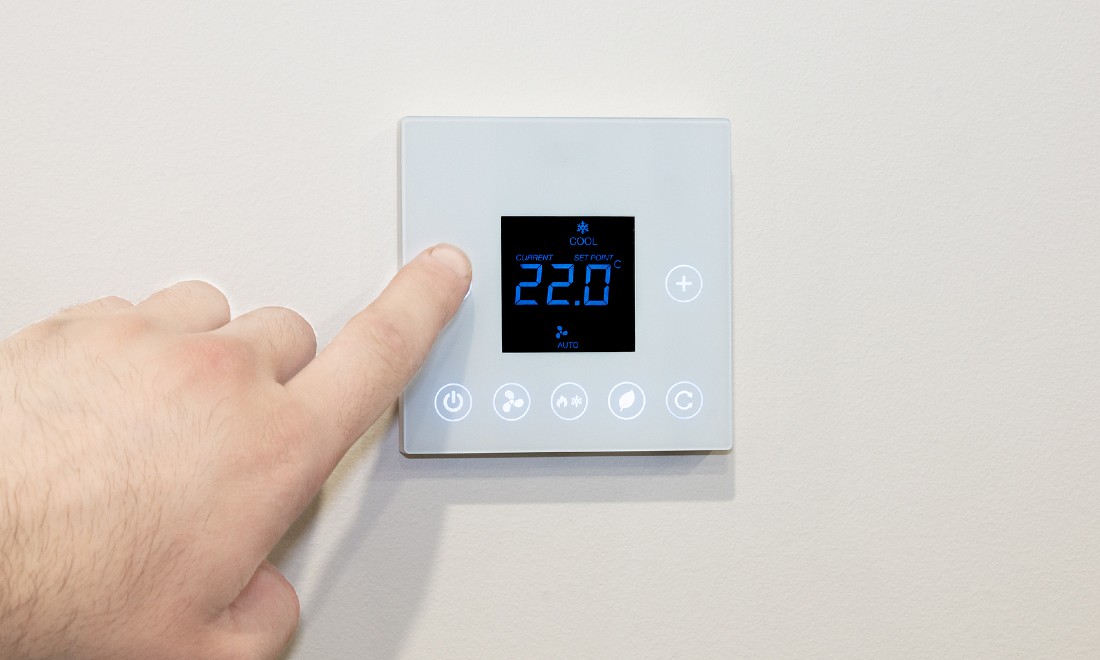 Thermostat house energy meter